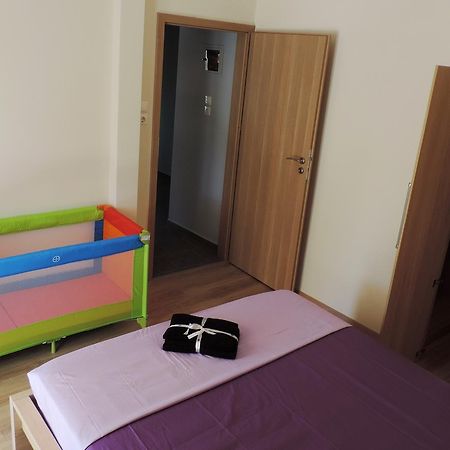 Apartment In The Centre Of Atenas Exterior foto