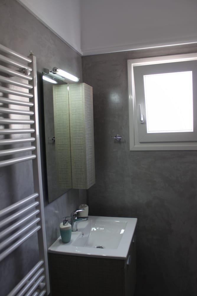 Apartment In The Centre Of Atenas Exterior foto