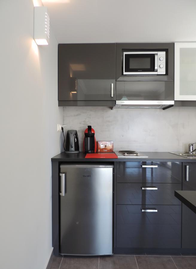 Apartment In The Centre Of Atenas Exterior foto
