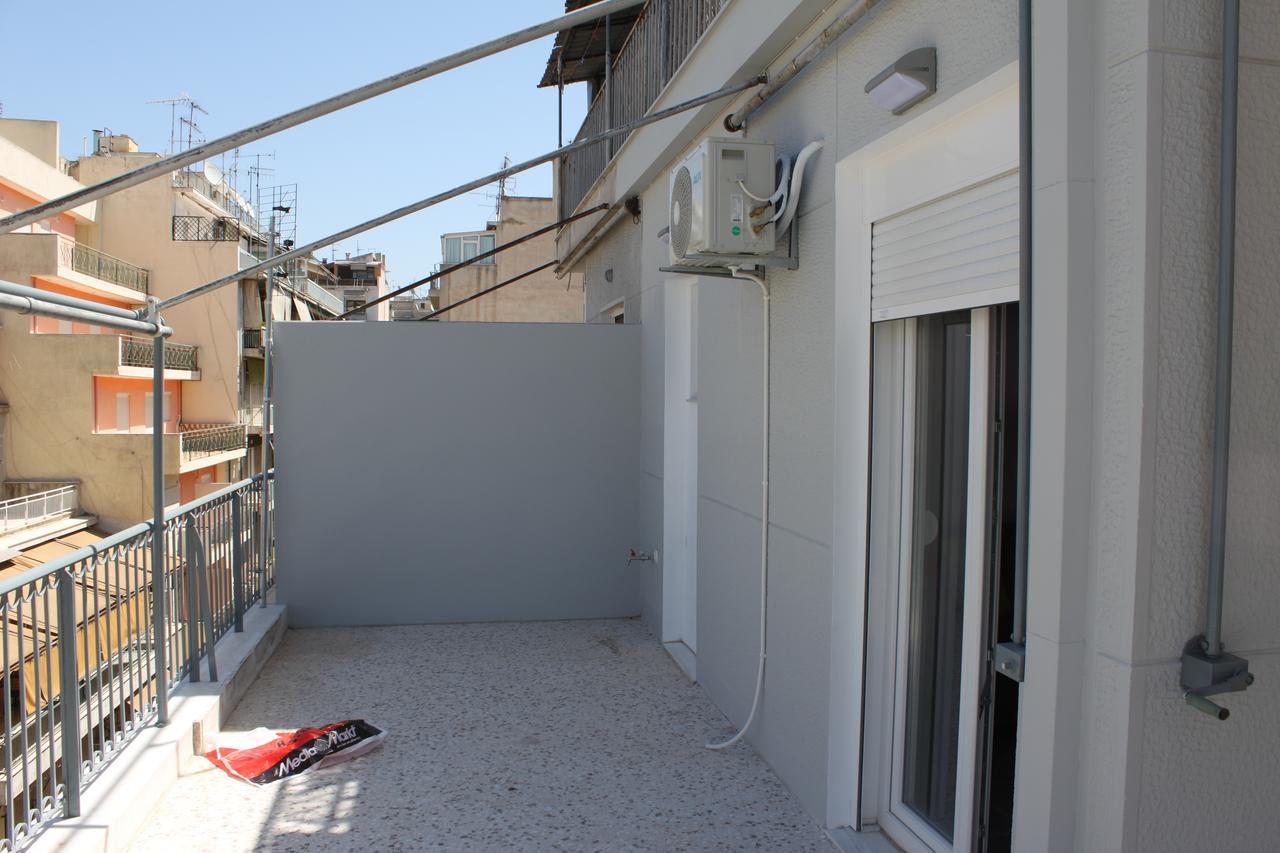 Apartment In The Centre Of Atenas Exterior foto